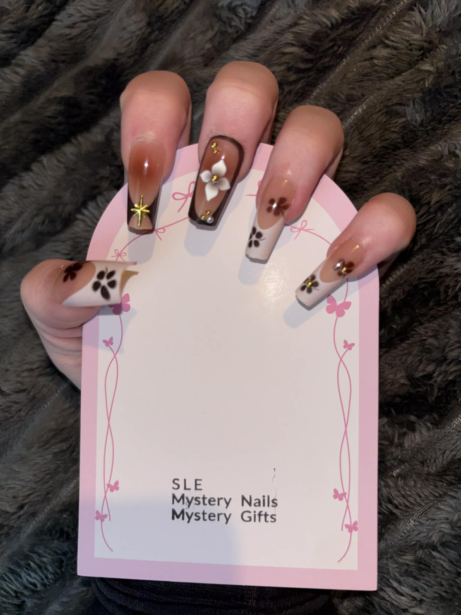 Mystery nails, mystery sizes